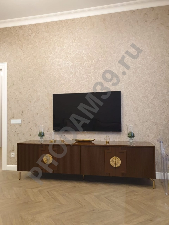 Встроенный шкаф от студии мебели Mykitchen