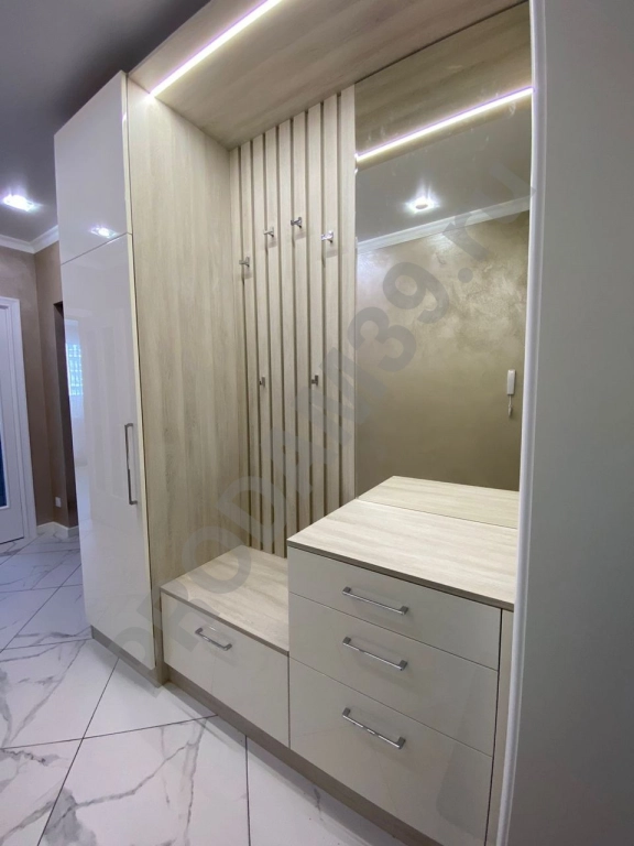 Мини-гардеробная+прихожая от студии мебели Mykitchen