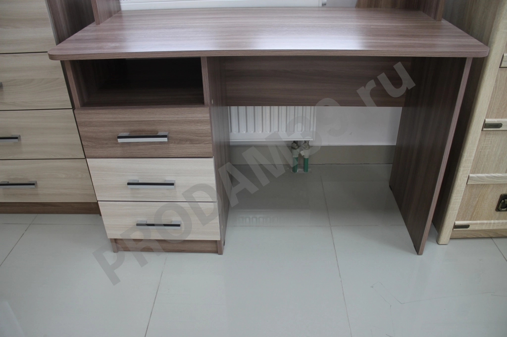 Стол компьютерный Город