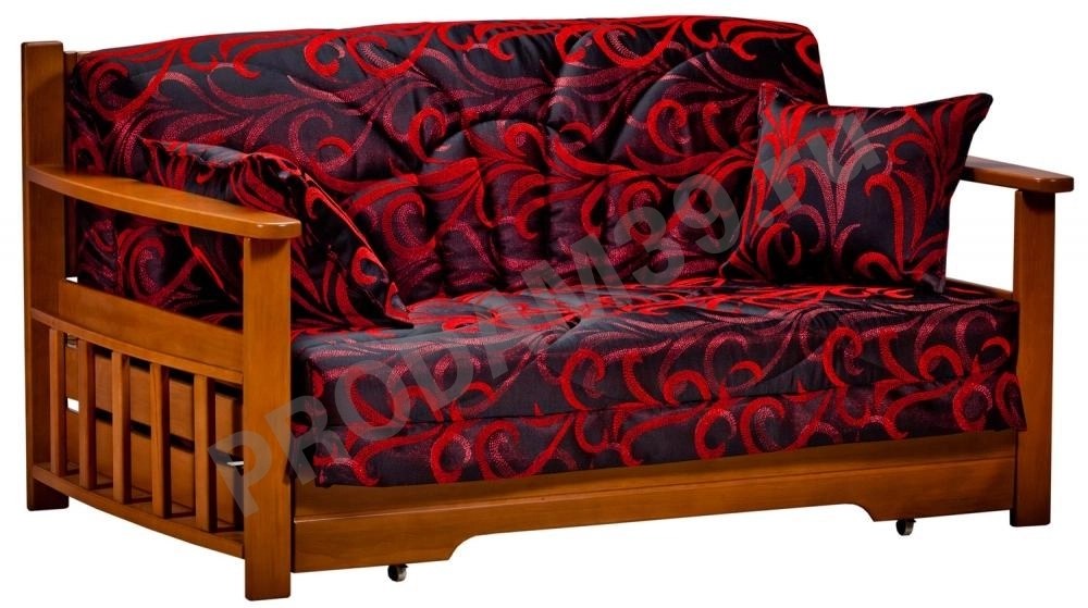 Перетяжка, обивка дивана с деревянными подлокотниками