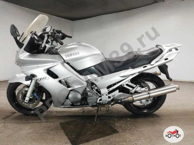 Мотоцикл YAMAHA FJR 1300 2001, СЕРЕБРИСТЫЙ пробег 65726 с ПТС
