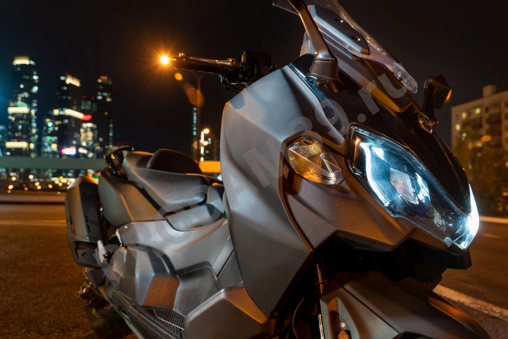 Максискутер SYM (Сим) MaxSym TL 500i черный