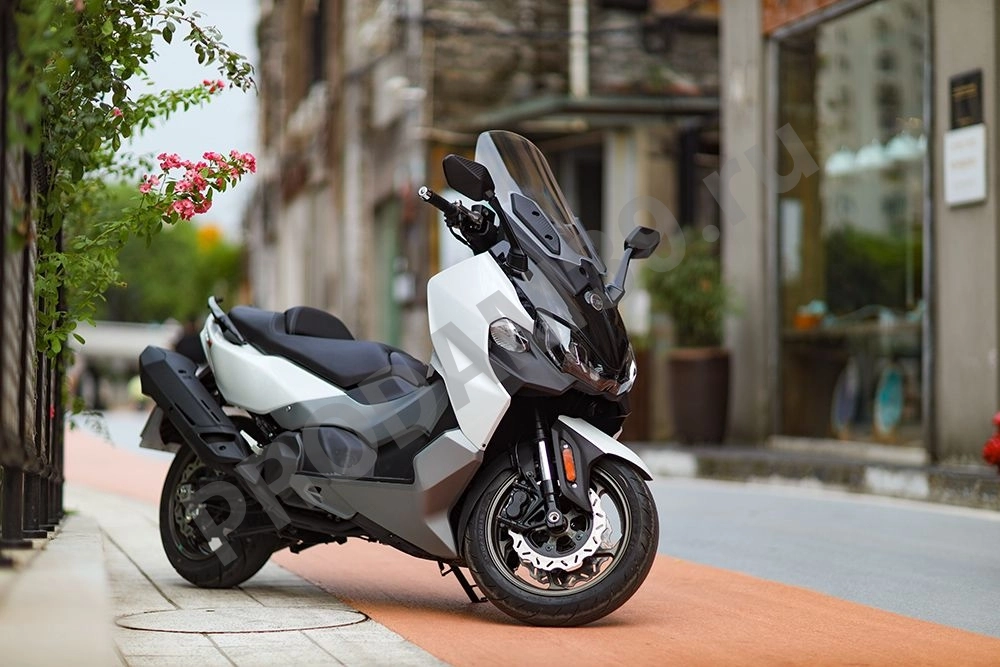 Максискутер SYM (Сим) MaxSym TL 500i белый