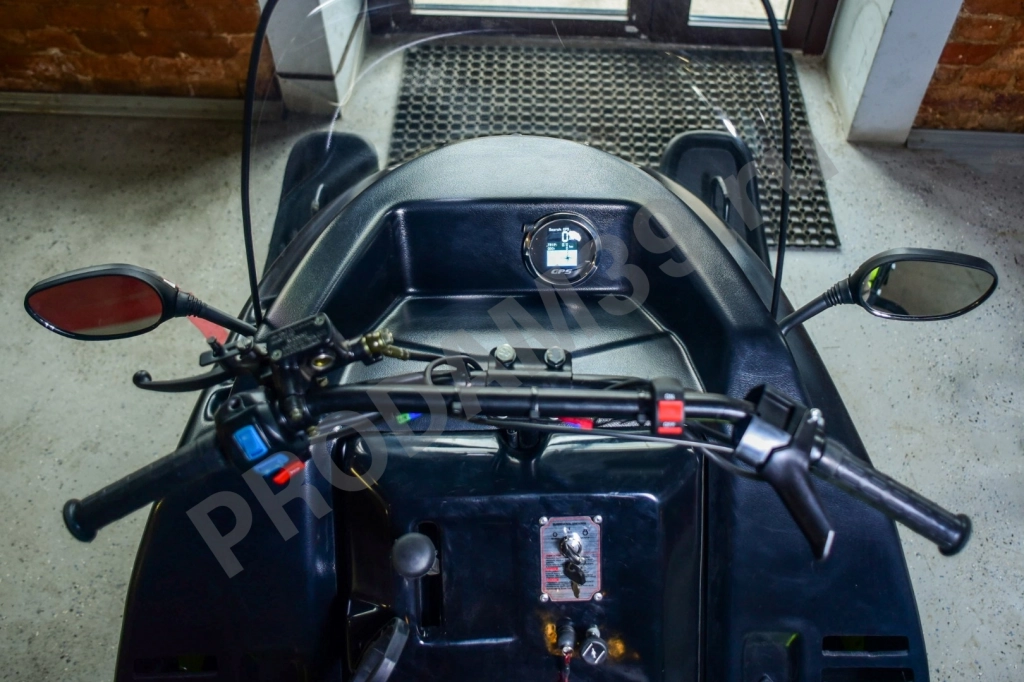 Мини - снегоход Бурлак Azimut (Азимут) - 2, черный капот 24 л.с. (машинокомплект)