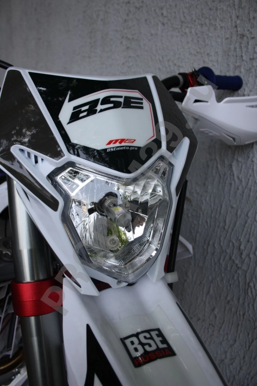 Мотоцикл кроссовый BSE (БСЕ) M2 250e 21/18 Force White