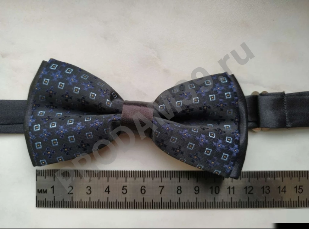 Галстук-бабочка для подростка новая