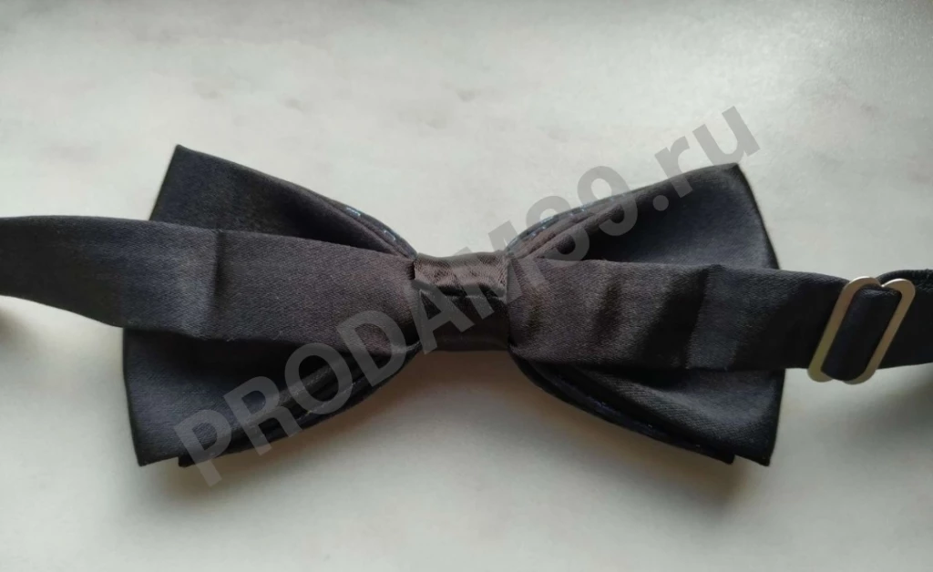 Галстук-бабочка для подростка новая