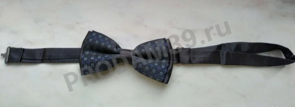 Галстук-бабочка для подростка новая