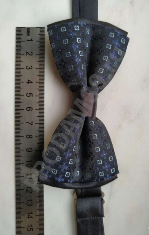 Галстук-бабочка для подростка новая