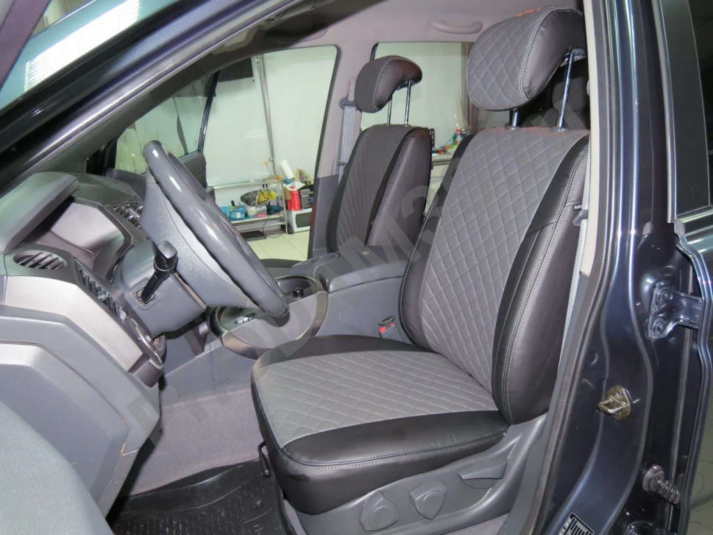 Чехлы СсангЙонг из экокожи РОМБ, разные цвета