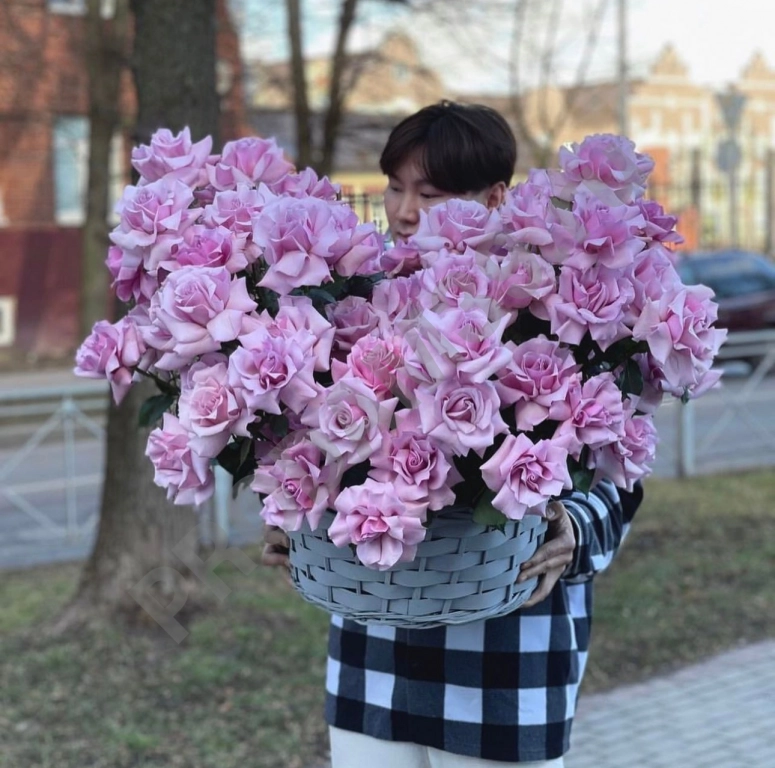 Корзина из роз Nautica