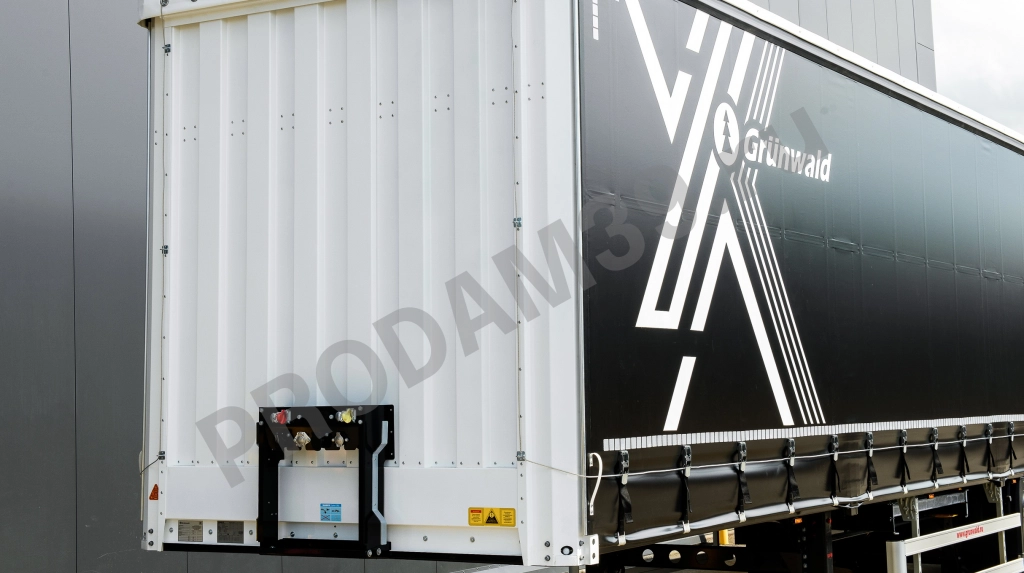 Шторный полуприцеп Grunwald Gr.CS