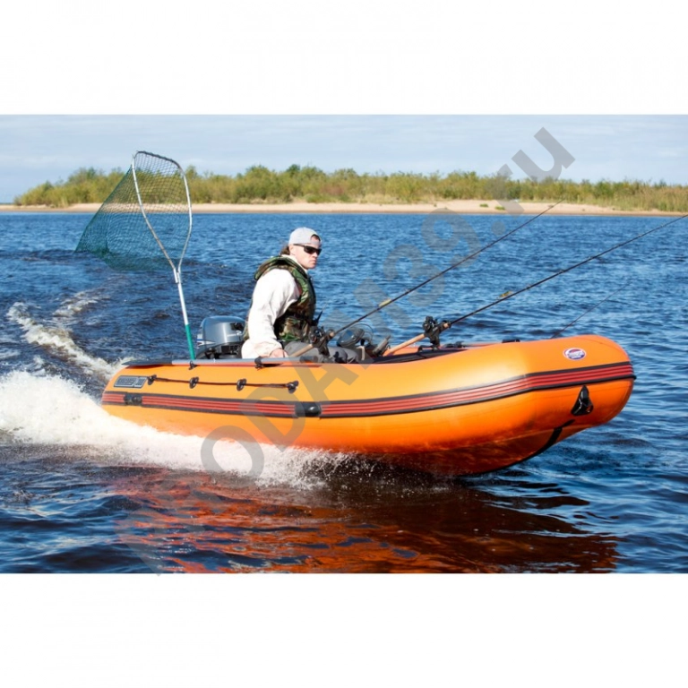Лодка НАВИГАТОР 380