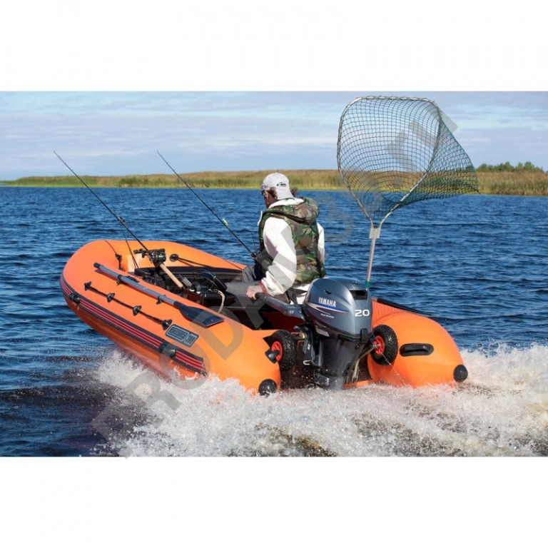 Лодка НАВИГАТОР 380