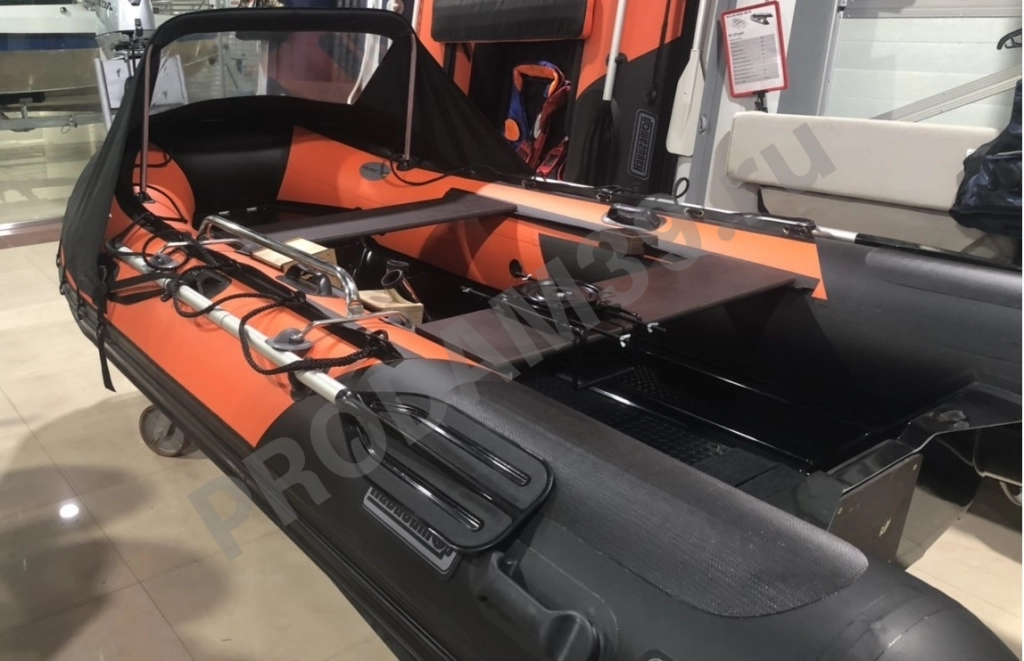 Лодка НАВИГАТОР 380R PRO