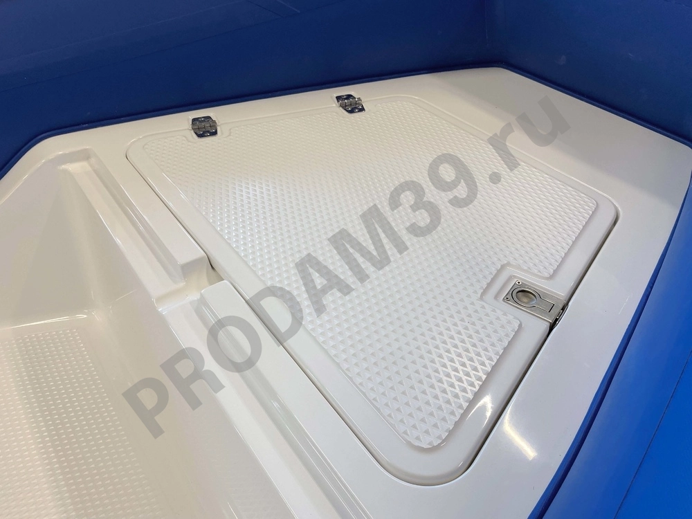 Лодка НАВИГАТОР 520R FISH