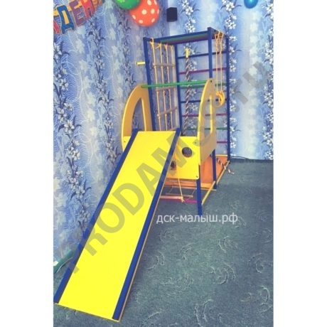 Детский спортивный комплекс Грузовичок с горкой (пристенный)