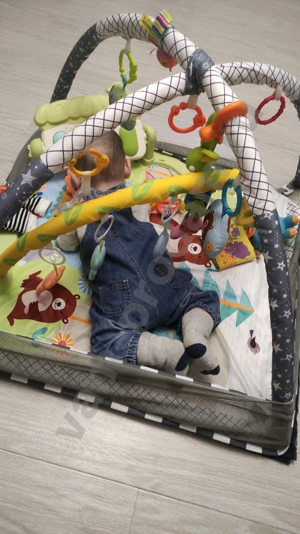 Развивающий коврик для новорождённых