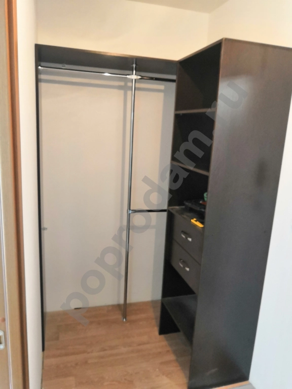 ГАРДЕРОБНАЯ С Г-ОБРАЗНЫМ НАПОЛНЕНИЕМ