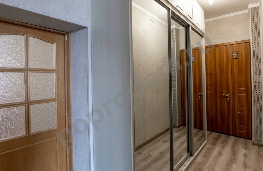 Шкаф на заказ «Мадалена»