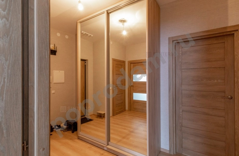 Шкаф на заказ «Лороза»