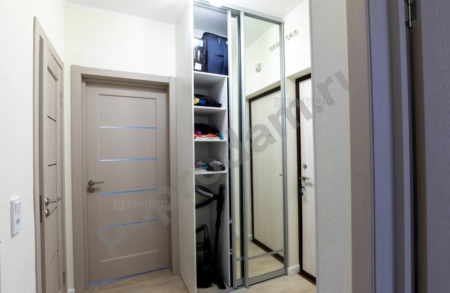 Шкаф на заказ «Фундан»