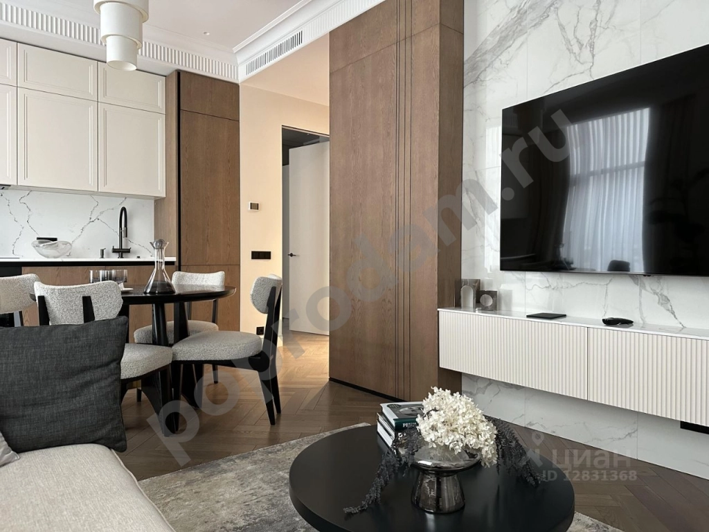 3-к кв. Москва ул. Казакова, 7 (84.8 кв.м)