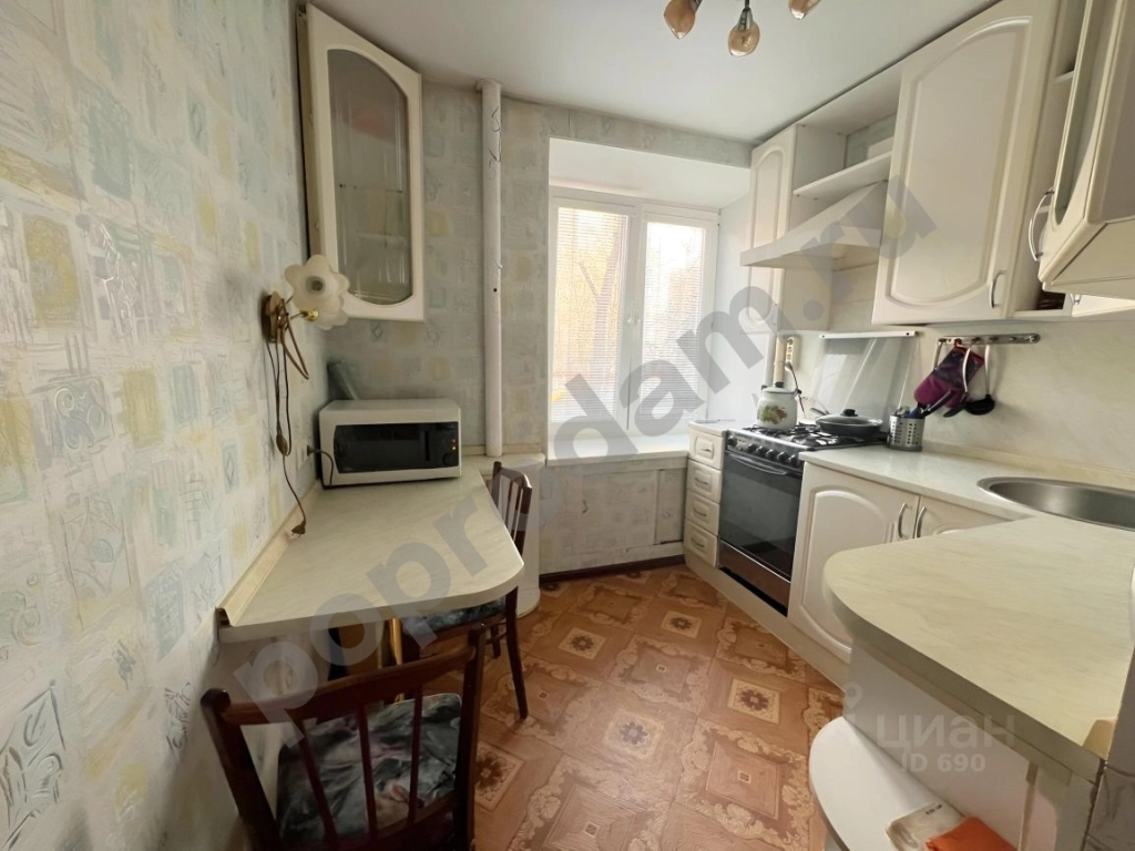 3-к кв. Москва Сиреневый бул., 3К3 (58.0 кв.м)