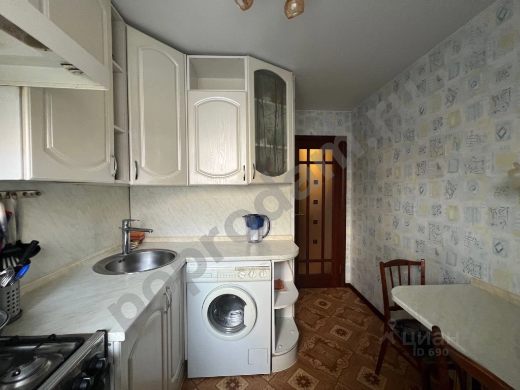 3-к кв. Москва Сиреневый бул., 3К3 (58.0 кв.м)