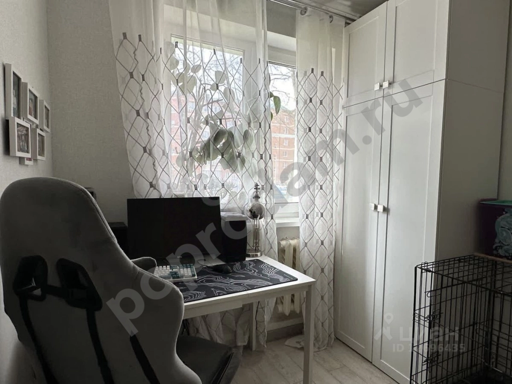 3-к кв. Москва Краснопахорское поселение, с. Красная Пахра, 15 (64.0 кв.м)