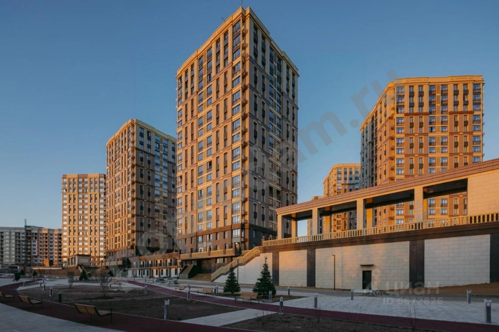 3-к кв. Москва Краснобогатырская ул., 38к7 (84.5 кв.м)