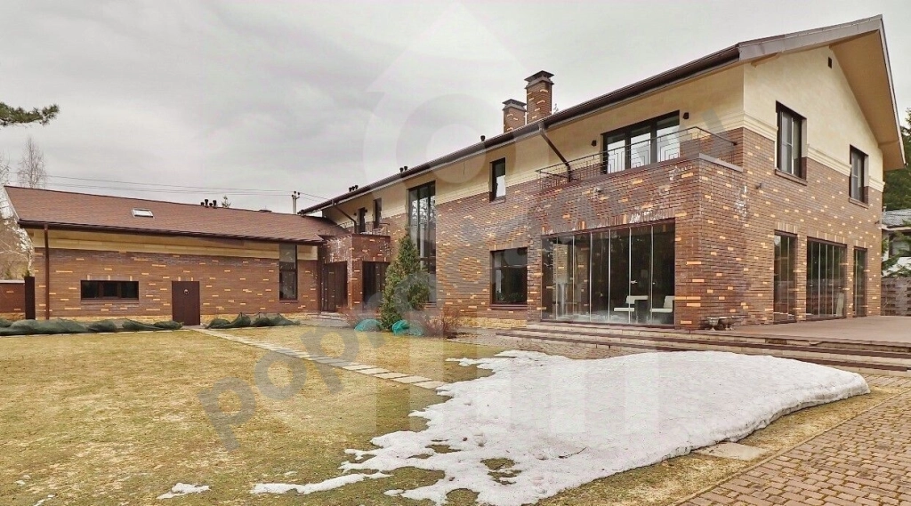 Дом в Москва Новофедоровское поселение, д. Кузнецово, проезд 1-й Заречный, 4 (516 кв.м)