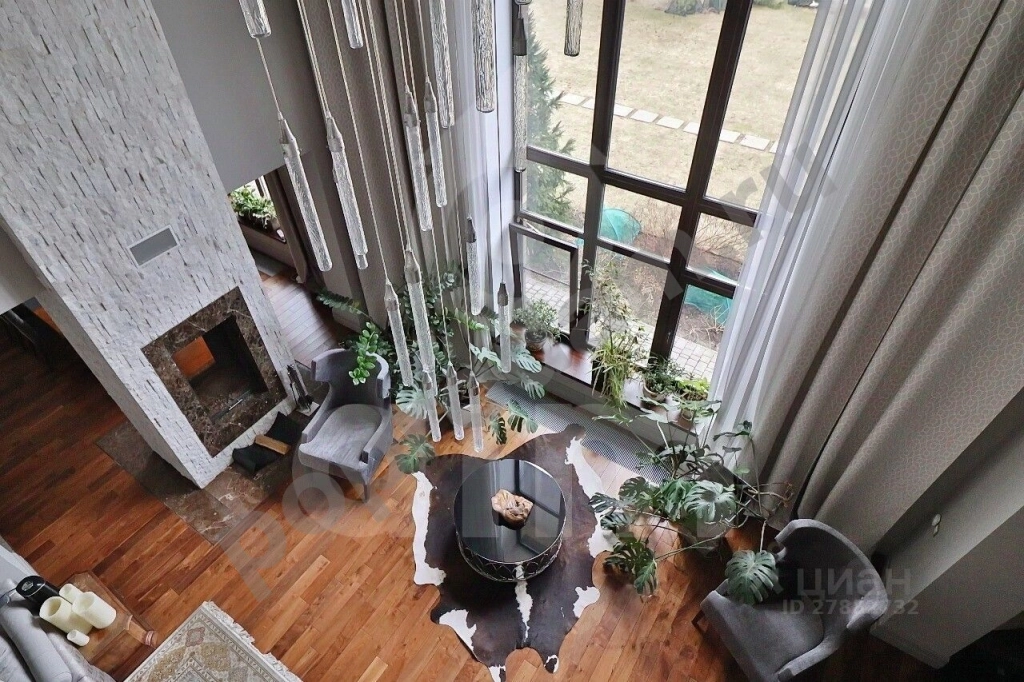 Дом в Москва Новофедоровское поселение, д. Кузнецово, проезд 1-й Заречный, 4 (516 кв.м)