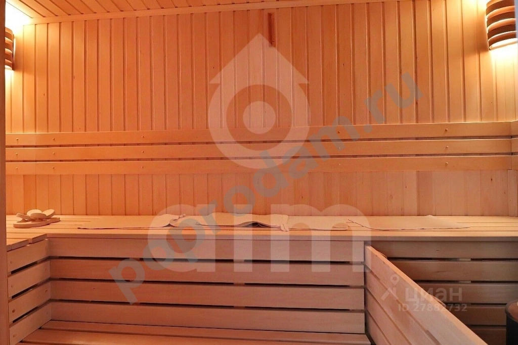 Дом в Москва Новофедоровское поселение, д. Кузнецово, проезд 1-й Заречный, 4 (516 кв.м)