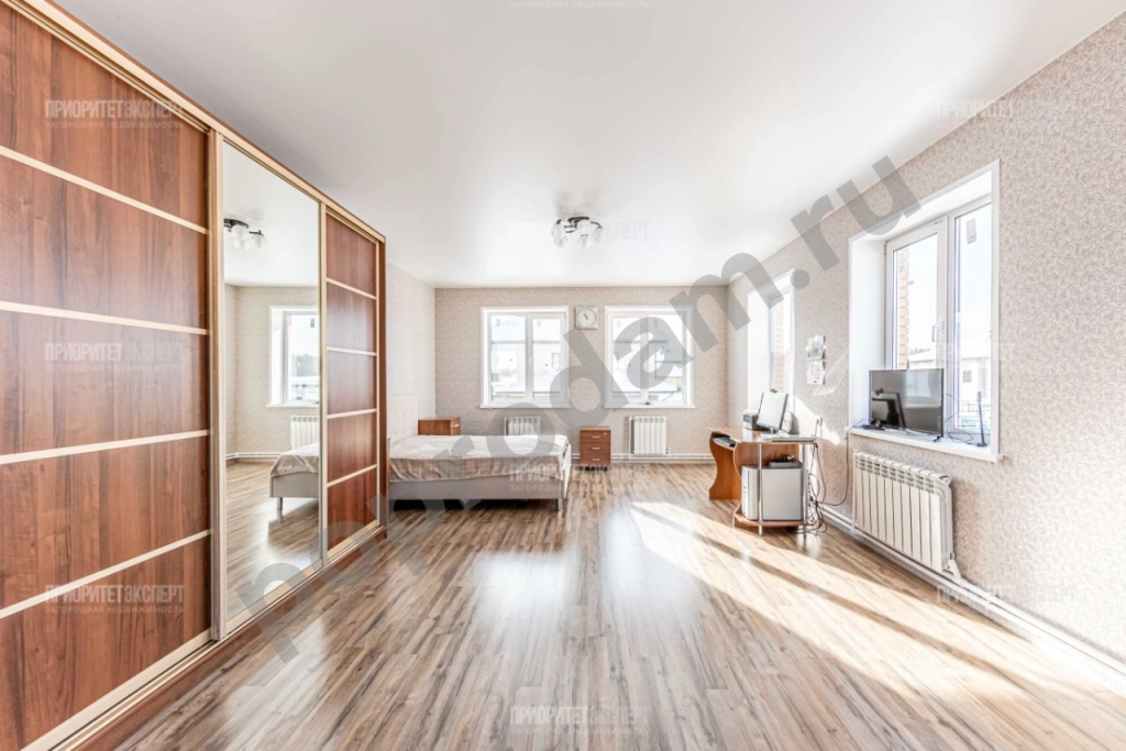 Дом в Москва Новофедоровское поселение, № 180 кв-л,  (300 кв.м)