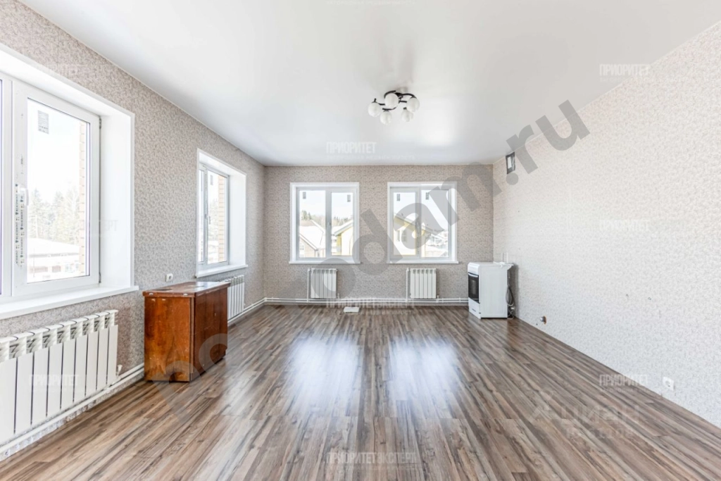 Дом в Москва Новофедоровское поселение, № 180 кв-л,  (300 кв.м)