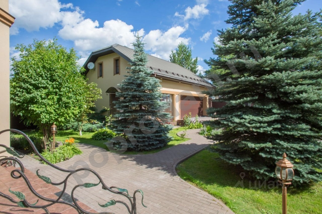 Дом в Москва Марушкинское поселение, д. Власово, Юбилейный кп,  (450 кв.м)