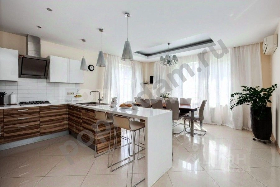 Дом в Москва Марушкинское поселение, д. Власово, ул. Юбилейная, 93 (259 кв.м)