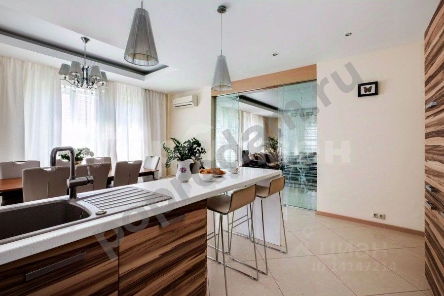 Дом в Москва Марушкинское поселение, д. Власово, ул. Юбилейная, 93 (259 кв.м)