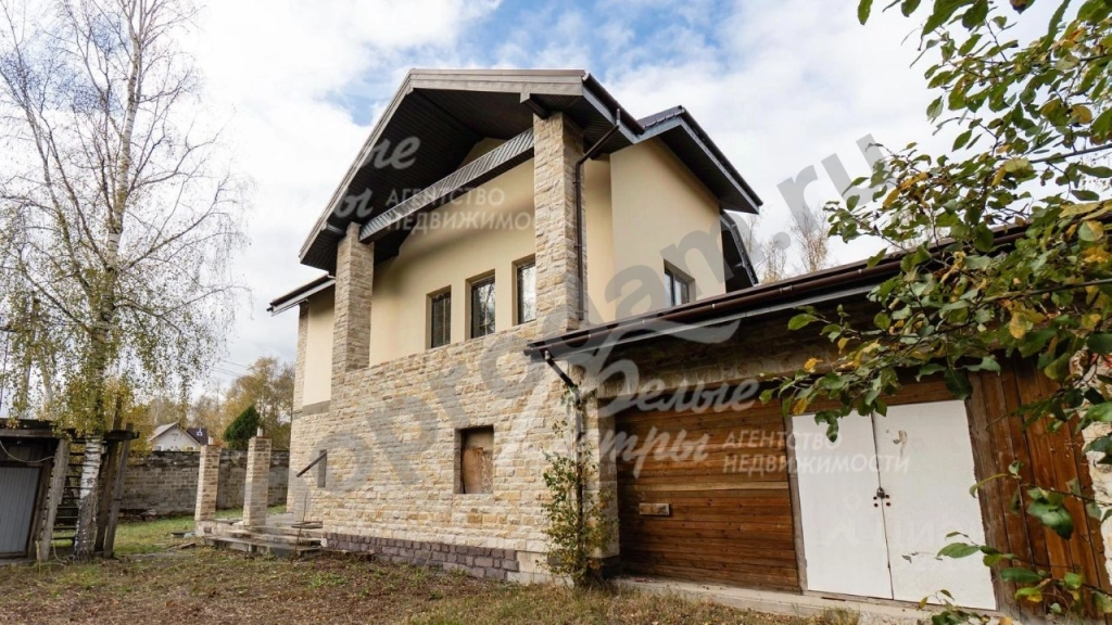 Дом в Москва Марушкинское поселение, д. Власово, ул. Мирная, 5с1 (530 кв.м)