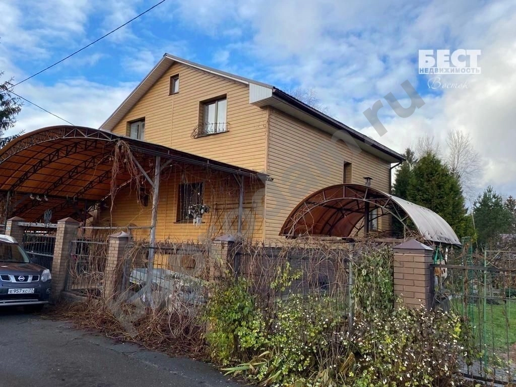 Дом в Москва Марушкинское поселение, д. Акиньшино, 4 (218 кв.м)