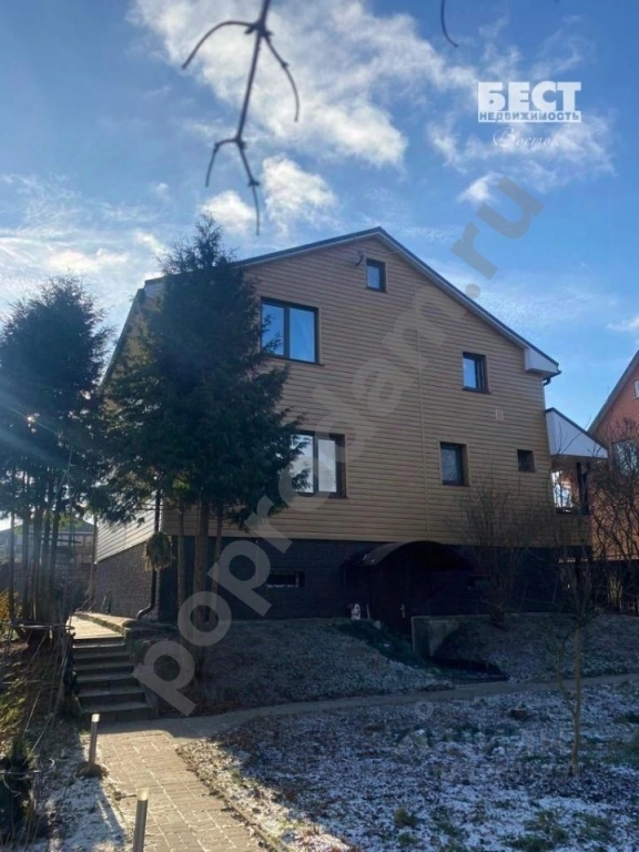 Дом в Москва Марушкинское поселение, д. Акиньшино, 4 (218 кв.м)