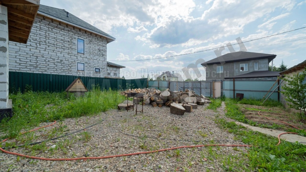 Дом в Москва Марушкинское поселение, д. Акиньшино, Акиньшино кп, 59 (255 кв.м)