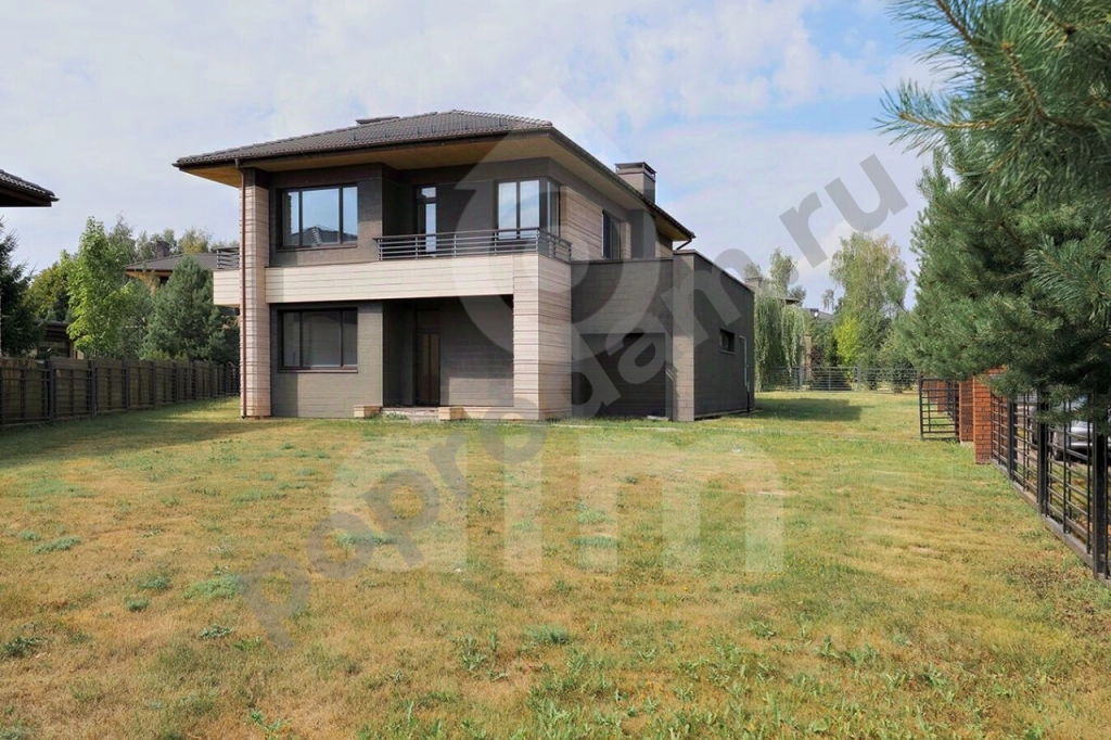 Дом в Москва Марушкинское поселение, № 103 кв-л,  (323 кв.м)