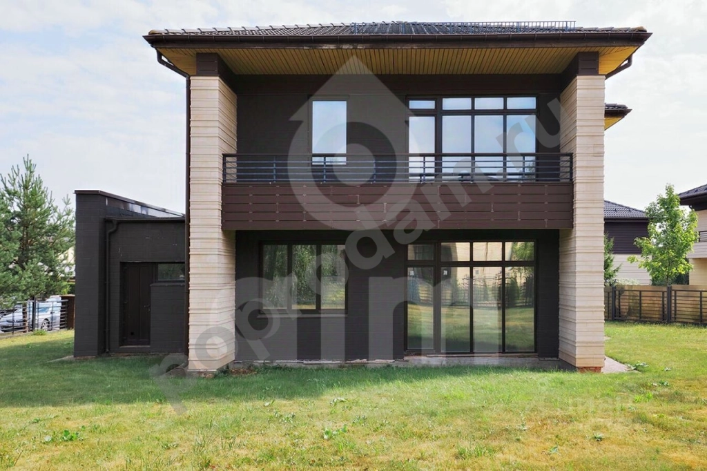 Дом в Москва Марушкинское поселение, № 103 кв-л,  (323 кв.м)