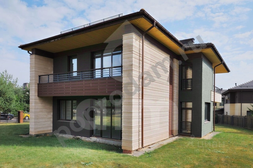 Дом в Москва Марушкинское поселение, № 103 кв-л,  (323 кв.м)