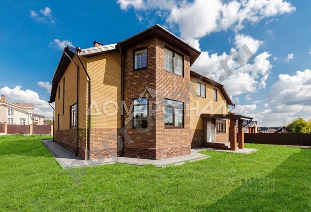 Дом в Москва Краснопахорское поселение, ул. 3-я Фиалковая (474 кв.м)