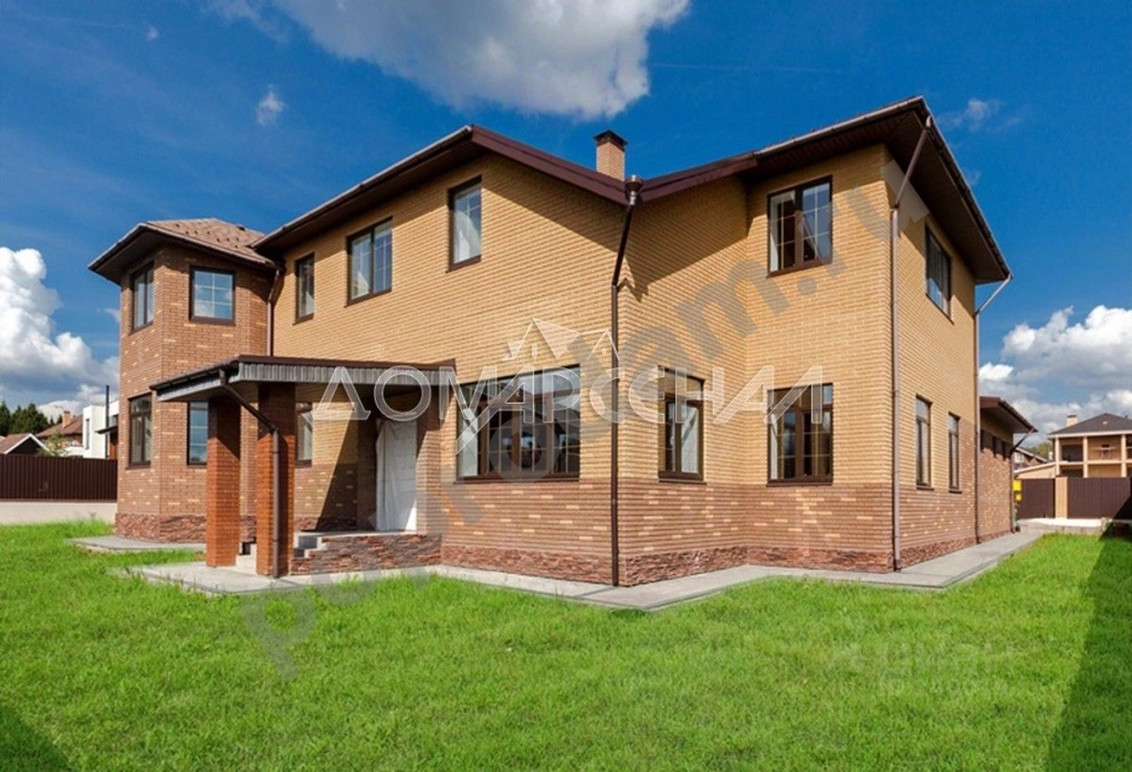 Дом в Москва Краснопахорское поселение, ул. 3-я Фиалковая (474 кв.м)