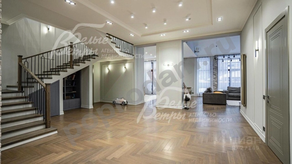 Дом в Москва Краснопахорское поселение, с. Былово, ул. 2-я Шелестово (450 кв.м)