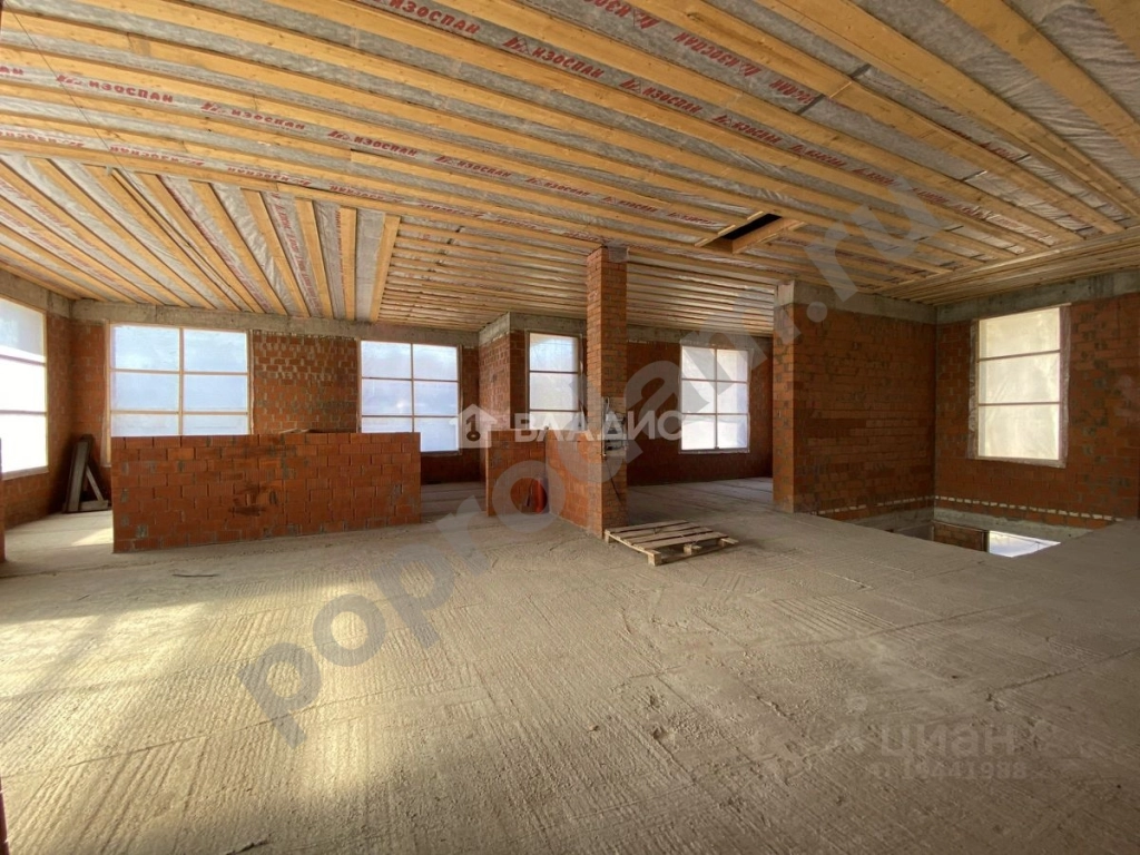 Дом в Москва Краснопахорское поселение, с. Былово, ул. 1-я Шелестово, 15 (460 кв.м)